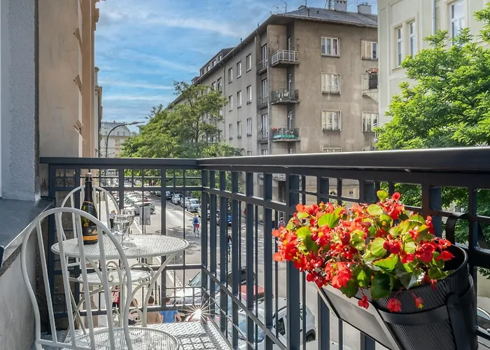 Premium Apartment In Parisian Style In The Heart Of Old Krakow
