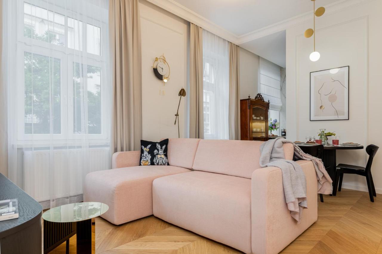 Premium In Parisian Style In The Heart Of Old Apartment Krakow